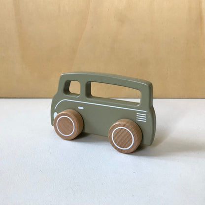 Camionette en bois